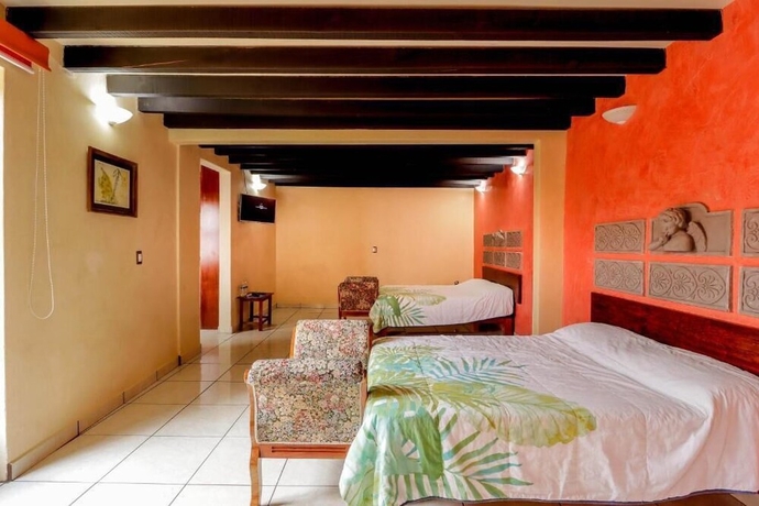 Imagen de la habitación del Hotel La Siesta del Fauno. Foto 1