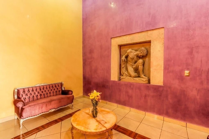 Imagen de la habitación del Hotel La Siesta del Fauno. Foto 10