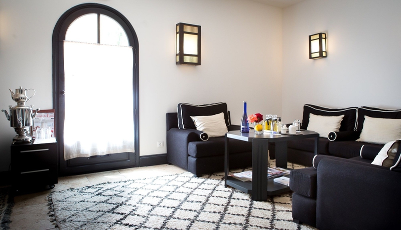 Imagen de la piscina del Hotel La Signoria. Foto 14