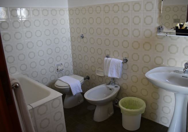 Imagen de la habitación del Hotel La Silvana. Foto 8