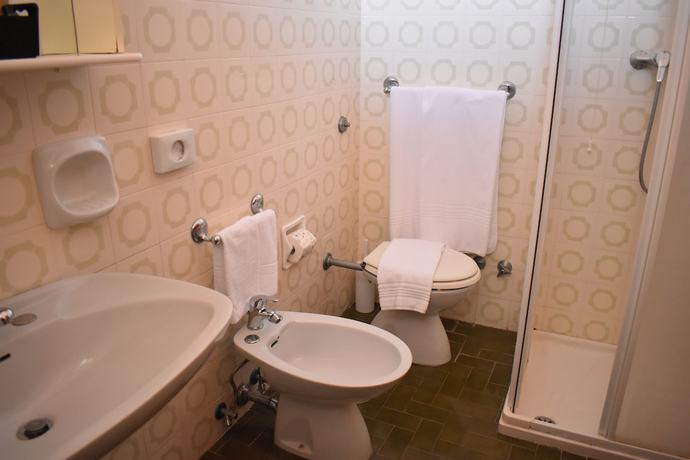 Imagen de la habitación del Hotel La Silvana. Foto 9