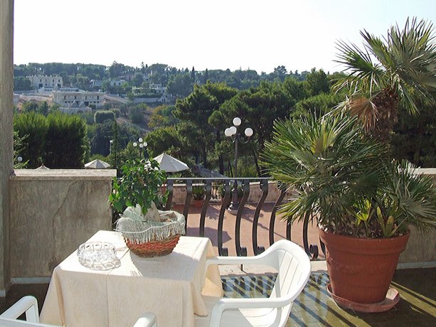 Imagen de la habitación del Hotel La Silvana. Foto 11