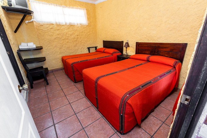 Imagen de la habitación del Hotel La Sin Ventura. Foto 10