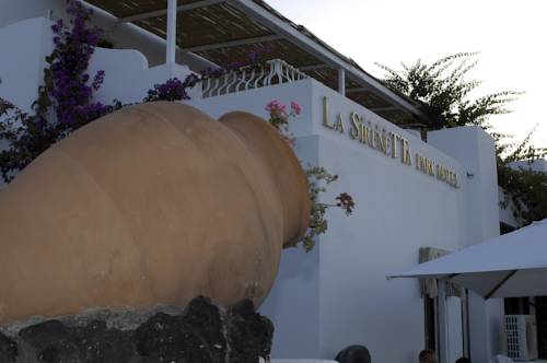 Imagen de la habitación del Hotel La Sirenetta Park. Foto 2