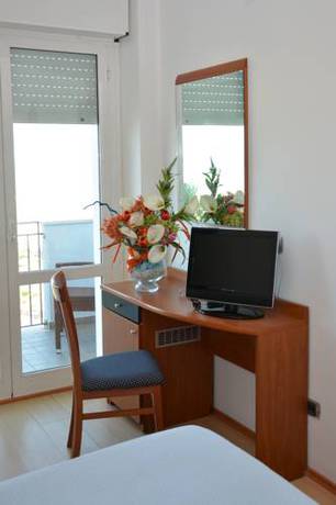 Imagen de la habitación del Hotel La Sirenetta, Tortoreto Lido. Foto 7