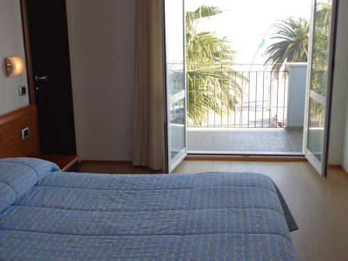 Imagen de la habitación del Hotel La Sirenetta, Tortoreto Lido. Foto 16