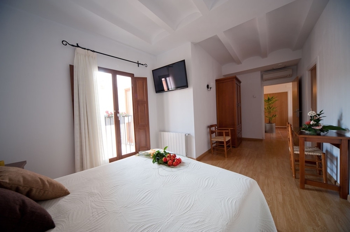 Imagen de la habitación del Hotel La Sitja. Foto 3