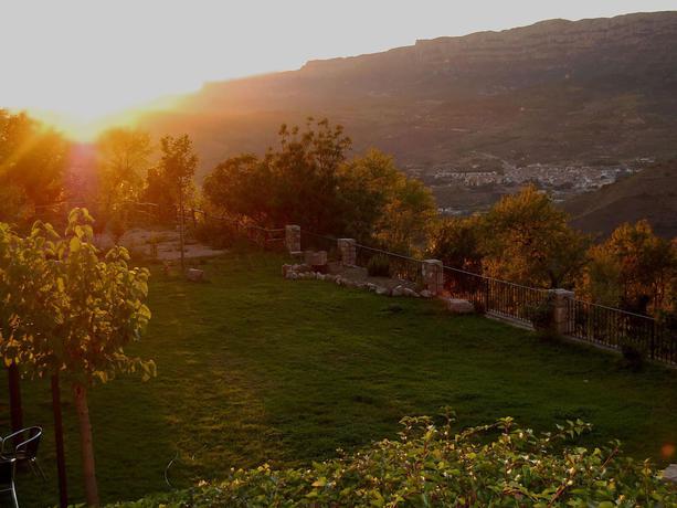 Imagen de los exteriores del Hotel La Siuranella. Foto 14