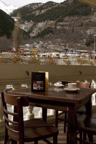 Imagen del bar/restaurante del Hotel La Solana Arinsal. Foto 4