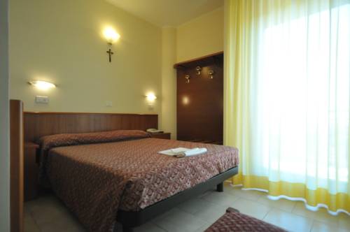 Imagen de la habitación del Hotel La Solaria. Foto 3