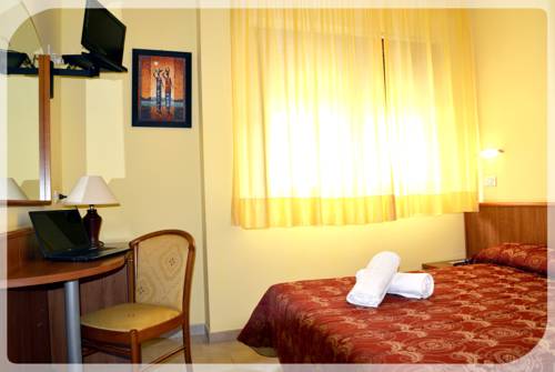 Imagen de la habitación del Hotel La Solaria. Foto 10
