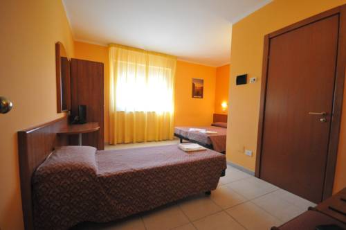 Imagen de la habitación del Hotel La Solaria. Foto 14