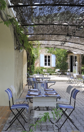 Imagen del bar/restaurante del Hotel La Sommellerie. Foto 4