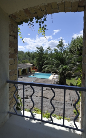 Imagen de los exteriores del Hotel La Sommellerie. Foto 9