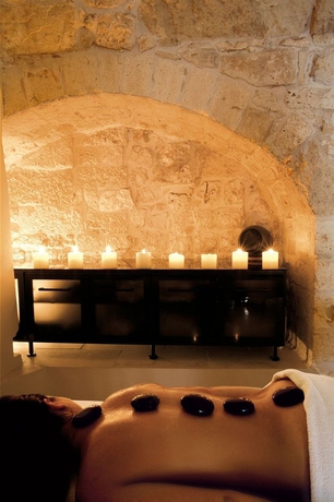 Imagen de los interiores del Hotel La Sommit&agrave; Relais and Chateaux. Foto 10