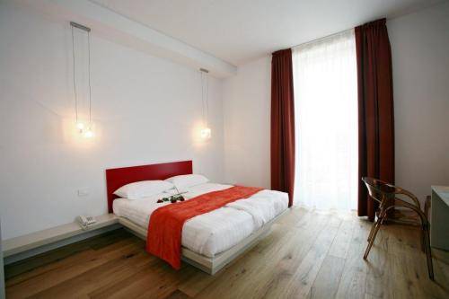Imagen de la habitación del Hotel La Sosta, Cisano Bergamasco. Foto 6