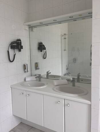 Imagen general del Hotel La Souveraine. Foto 3