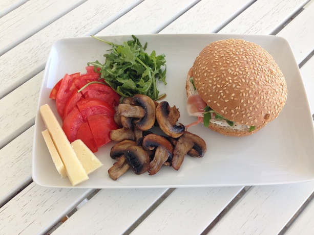 Imagen del bar/restaurante del Hotel La Stella Stay. Foto 3