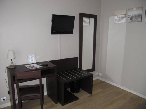 Imagen de la habitación del Hotel La Sterne. Foto 5