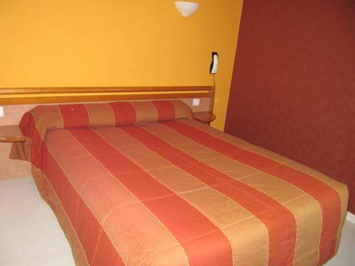 Imagen de la habitación del Hotel La Sterne. Foto 10