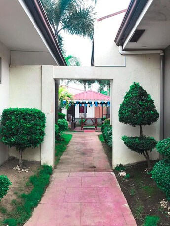 Imagen de los exteriores del Hotel La Sue&ntilde;a Brisa Beach Resort and Events Place. Foto 31