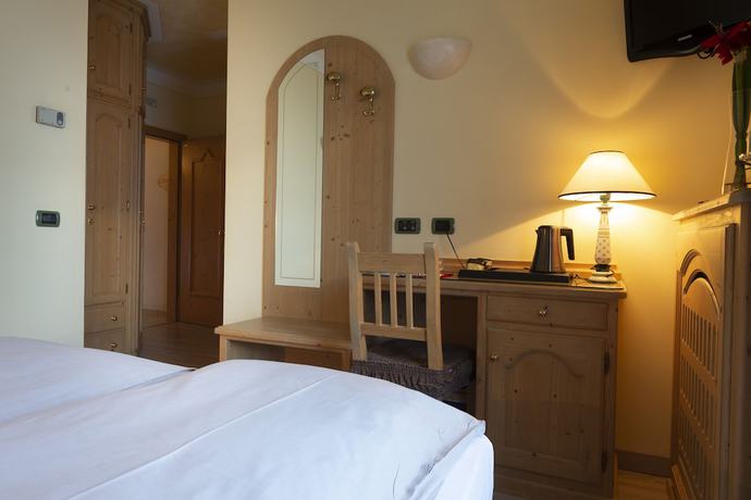 Imagen de la habitación del Hotel La Suisse, Livigno. Foto 5