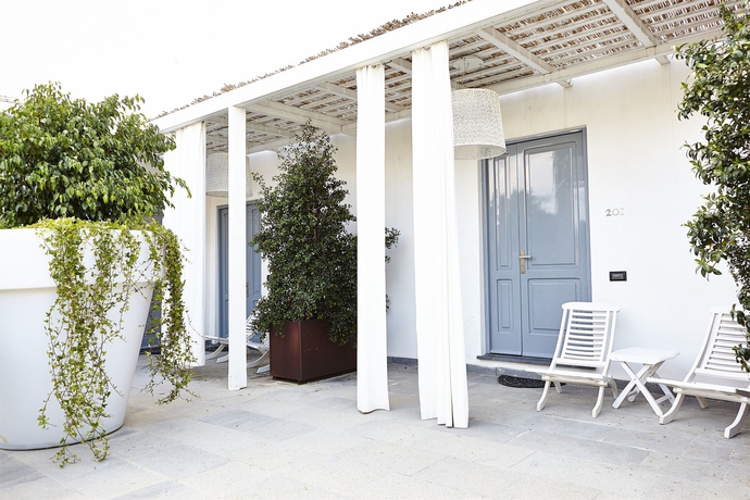 Imagen de los exteriores del Hotel La Suite Boutique, Procida. Foto 12