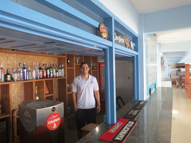 Imagen del bar/restaurante del Hotel La Suite Praia. Foto 3