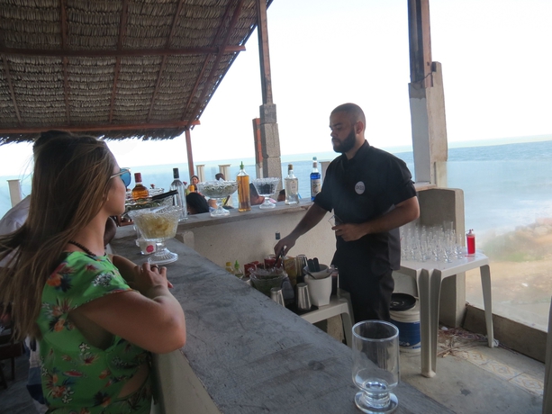 Imagen del bar/restaurante del Hotel La Suite Praia. Foto 4