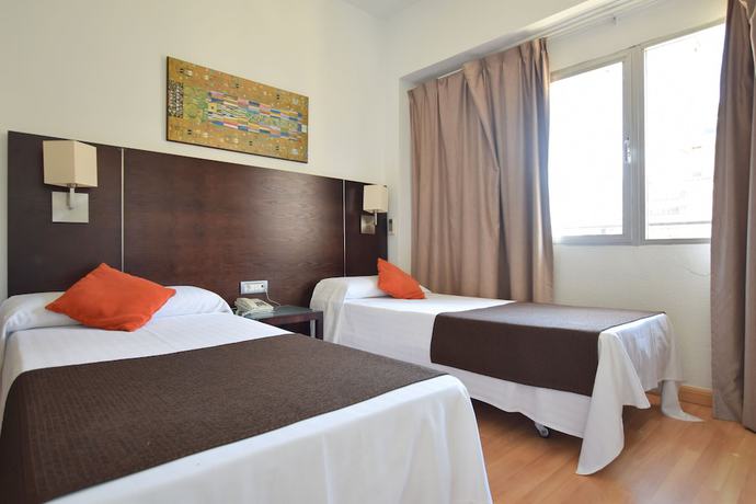 Imagen de la habitación del Hotel La Suite, Santa Cruz de Tenerife. Foto 10