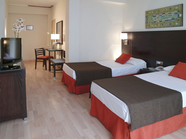 Imagen de la habitación del Hotel La Suite, Santa Cruz de Tenerife. Foto 4