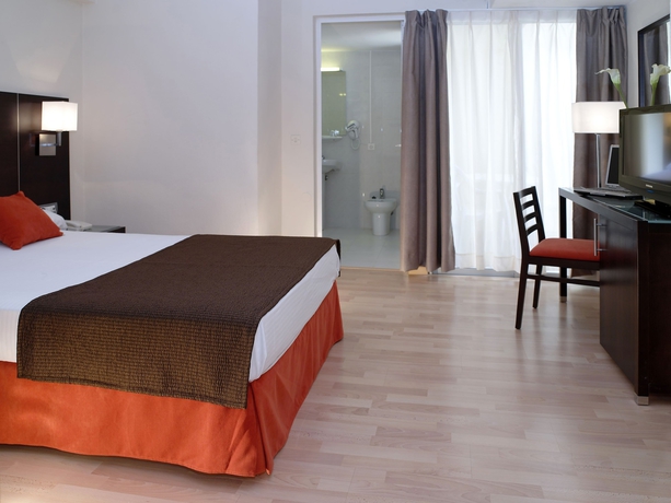 Imagen de la habitación del Hotel La Suite, Santa Cruz de Tenerife. Foto 9