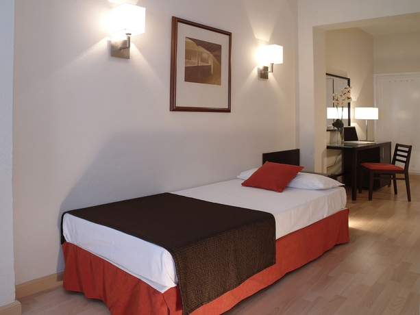 Imagen de la habitación del Hotel La Suite, Santa Cruz de Tenerife. Foto 10