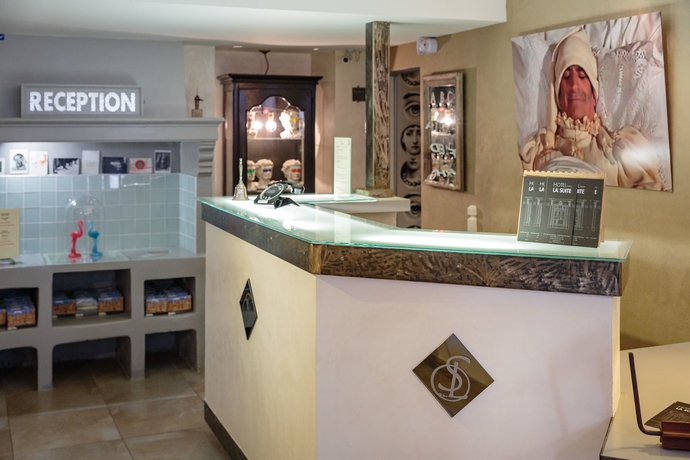 Imagen de los interiores del Hotel La Suite, Villeneuve Les Avignon. Foto 16