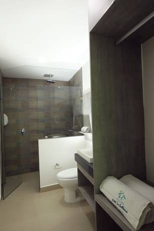 Imagen de la habitación del Hotel La Sultana. Foto 16