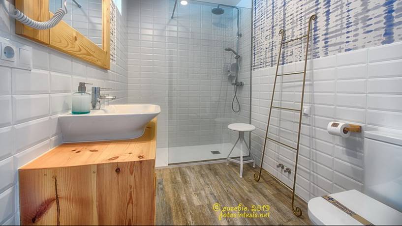 Imagen de la habitación del Hotel La Surferia. Foto 2