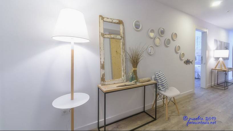 Imagen de los interiores del Hotel La Surferia. Foto 10