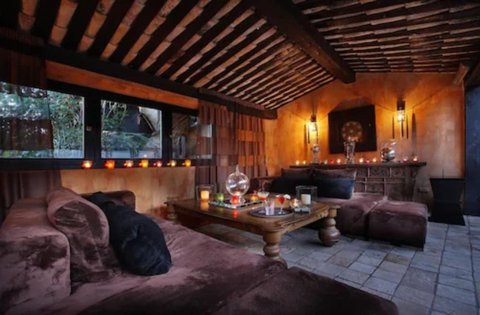 Imagen del bar/restaurante del Hotel La Tartane Saint -tropez. Foto 2