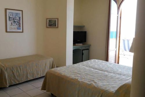Imagen general del Hotel La Tartaruga, Costa de Sicilia. Foto 5