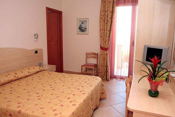 Imagen de la habitación del Hotel La Tartaruga, Roseto Degli Abruzzi. Foto 9