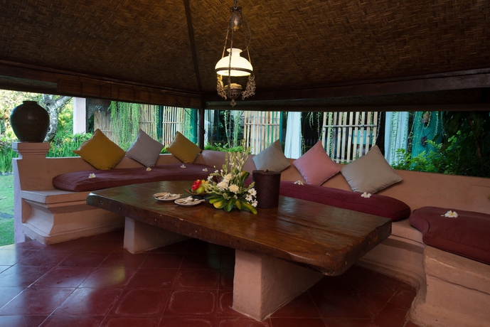 Imagen de los interiores del Hotel La Taverna Suites. Foto 15