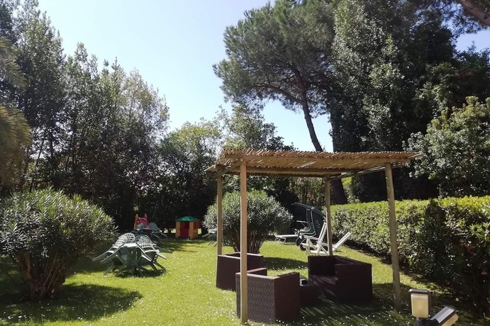 Imagen de los exteriores del Hotel La Tavernetta Dei Ronchi. Foto 18
