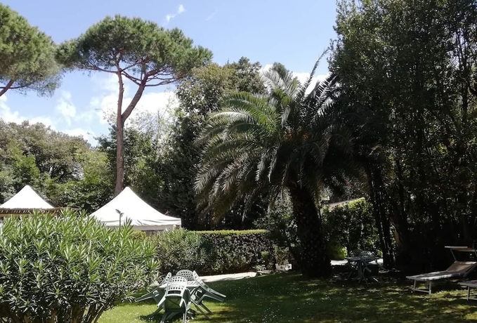 Imagen de los exteriores del Hotel La Tavernetta Dei Ronchi. Foto 19