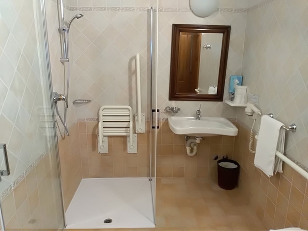 Imagen de la habitación del Hotel La Tavernetta al Castello. Foto 14