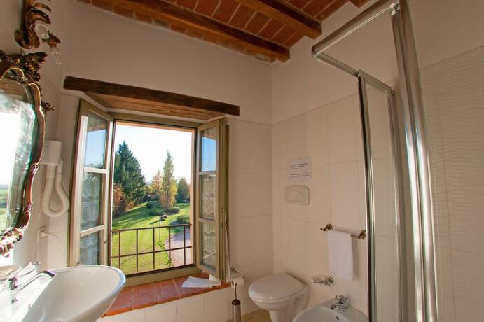 Imagen general del Hotel La Tavola Rotonda. Foto 4