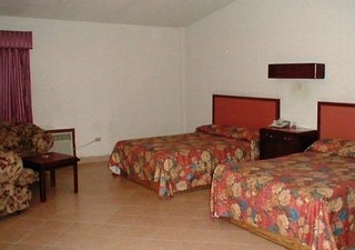 Imagen de la habitación del Hotel La Teja. Foto 4