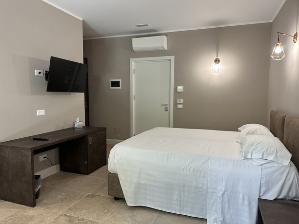 Imagen de la habitación del Hotel La Tenuta di Rocca Bruna Country Resort. Foto 3