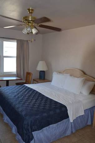Imagen de la habitación del Hotel La Terrace Oceanfront. Foto 5