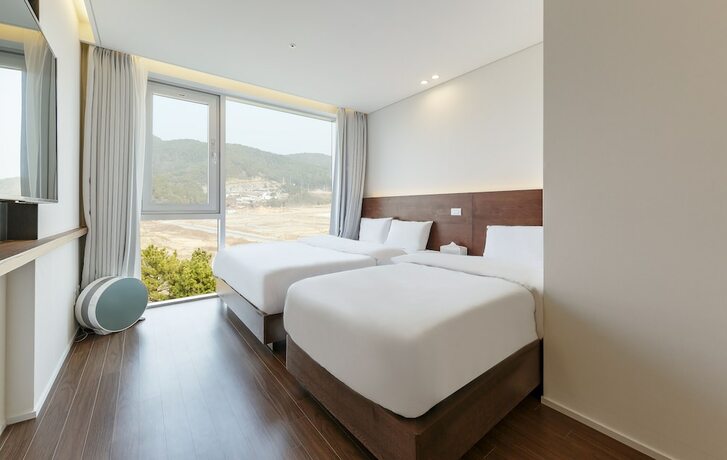 Imagen de la habitación del Hotel La Terrace Resort. Foto 16