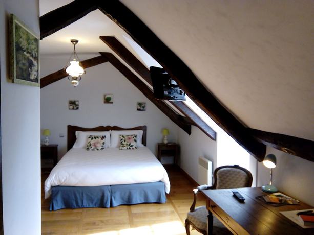 Imagen de la habitación del Hotel La Terrasse, Meyronne. Foto 13